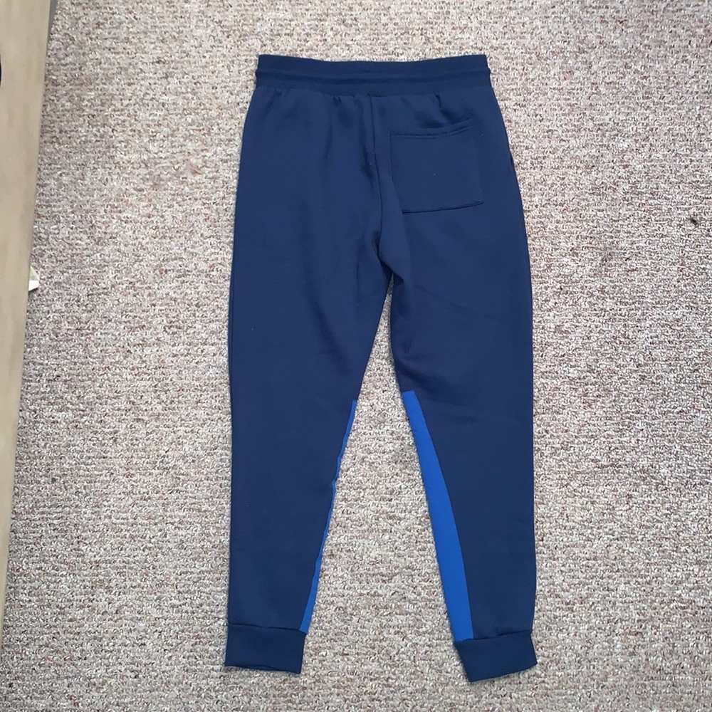 Women’s Two Piece Set - Picture 3 of 6